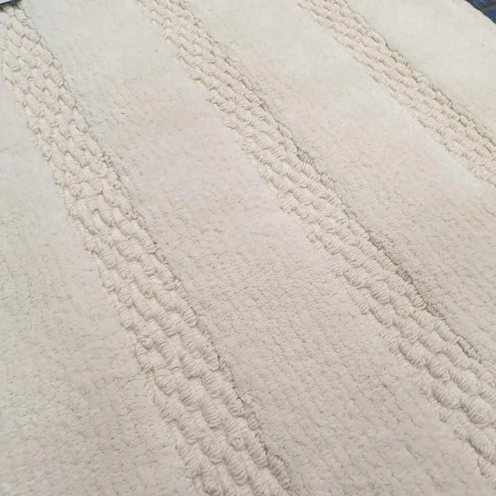 Amrita Bézs Guy Laroche Fürdőszoba Szőnyeg 70 x 120 cm