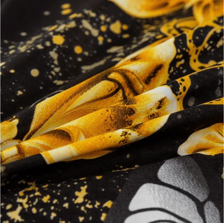 Mikroszálas ágyneműhuzat GOLD BUTTERFLY fekete Ágyneműhuzat mérete: 70 x 90 cm | 140 x 220 cm