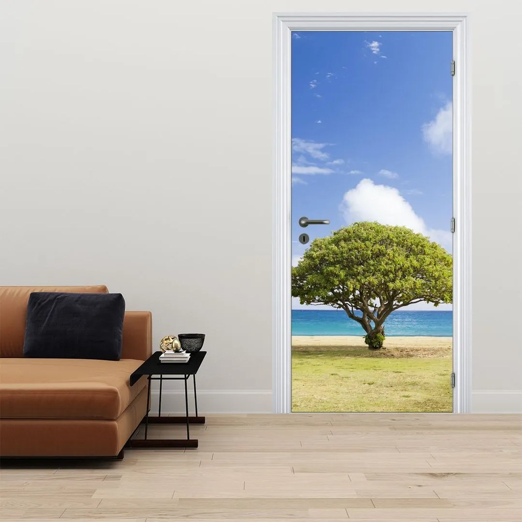 Fotótapéta ajtóra - Strand fával (95x205cm)