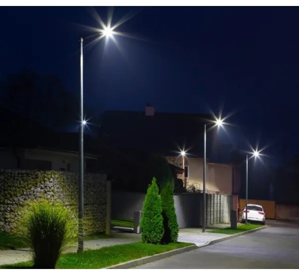 LED napelemes utcai lámpa érzékelővel STREET LED/15W/7,4V 4000K IP65 5400 mAh