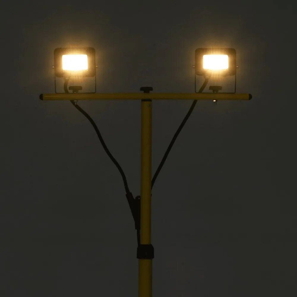 meleg fehér fényű háromlábú LED-es reflektor 2 x 10 W