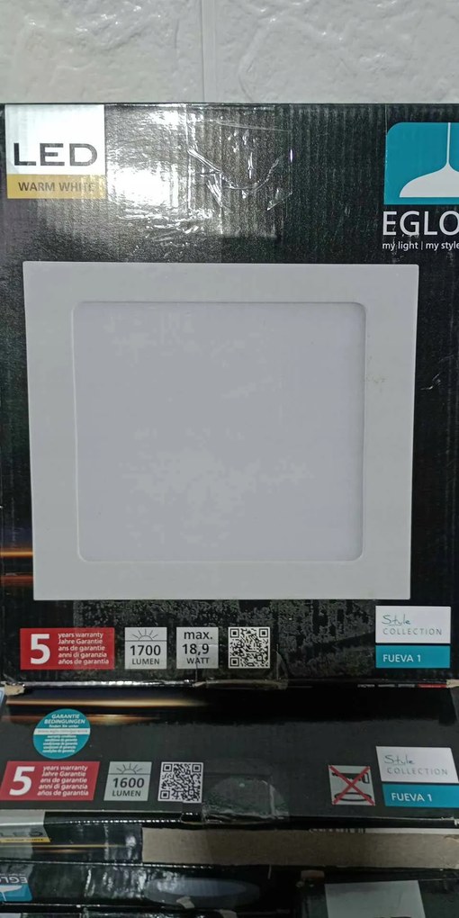 Süllyesztett mennyezeti lámpatest Eglo 16,5 W Led 22,5 cm fehér