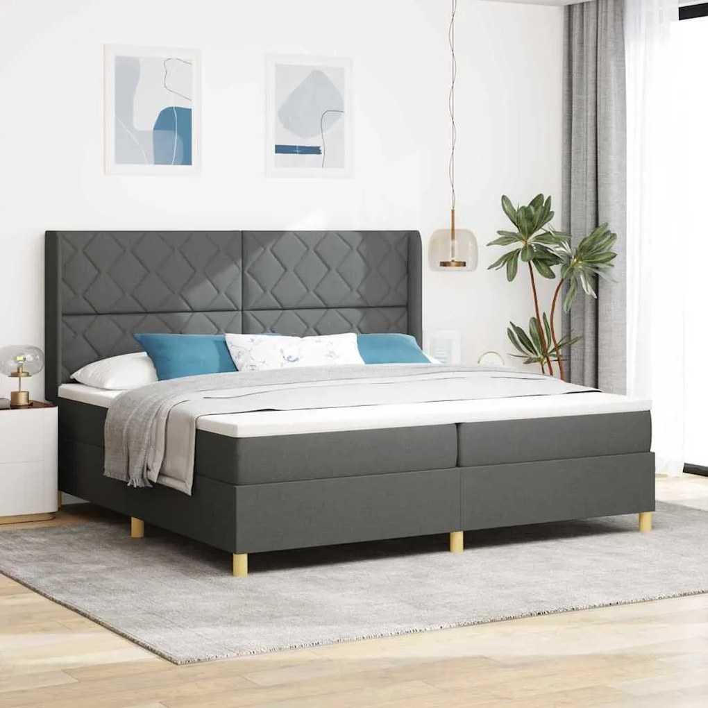 Boxrugós ágy matracmal Szürke 200 x 200 cm szövet