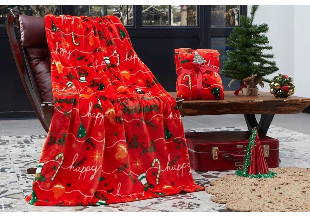 Piros mikroplüss takaró karácsonyi mintával 100x170 cm – Mila Home