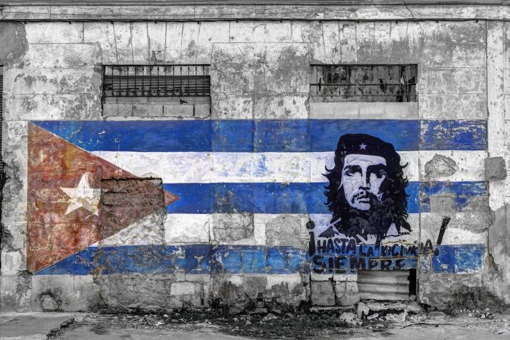 Poszter 45x30cm Politikai jel a ház falán a régi Havannában, Assaf Fran