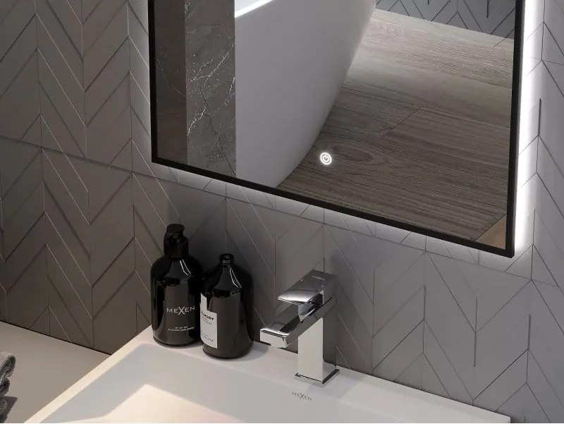 Mexen Erma 50 x 70 cm-es, LED 6000K világítású, páramentes fürdőszobai tükör, fekete keret - 9814-050-070-611-70