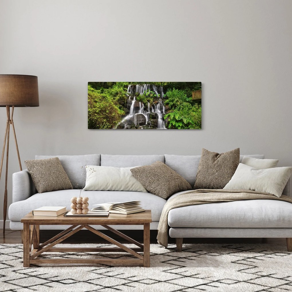 Egy kép a vízesésekről egy trópusi erdőben (120x50 cm)