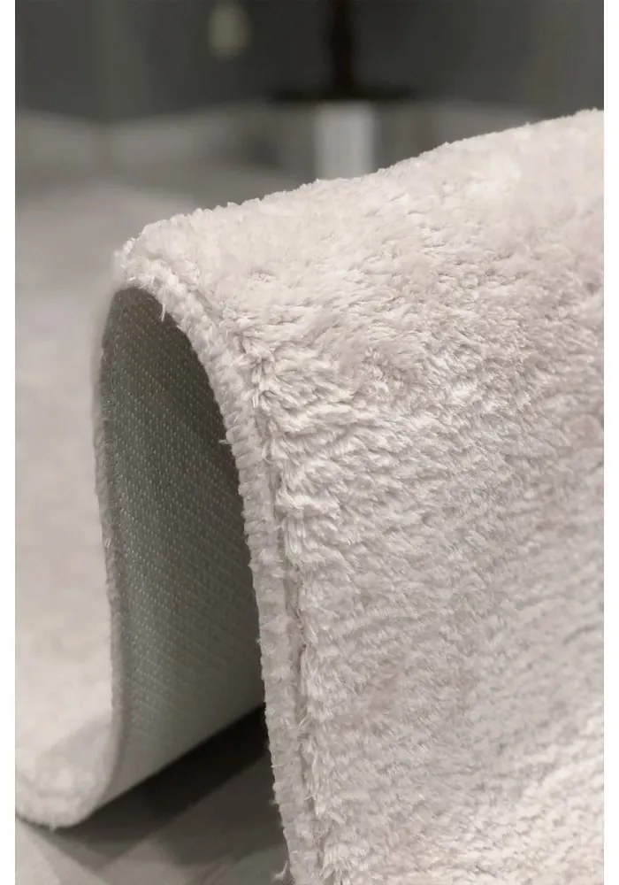 Világosszürke fürdőszobai kilépő szett 2 db-os 50x90 cm Plush – Mila Home