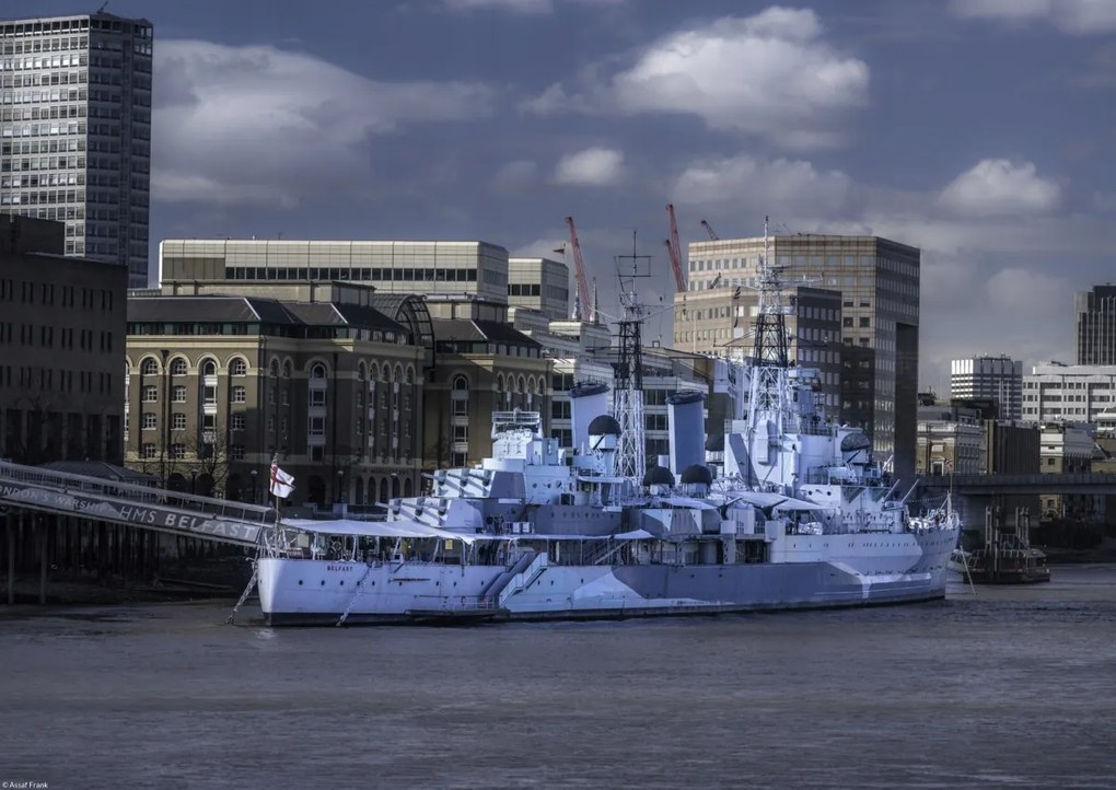 Poszter 42x29,7cm Hms Belfast, Assaf Frank
