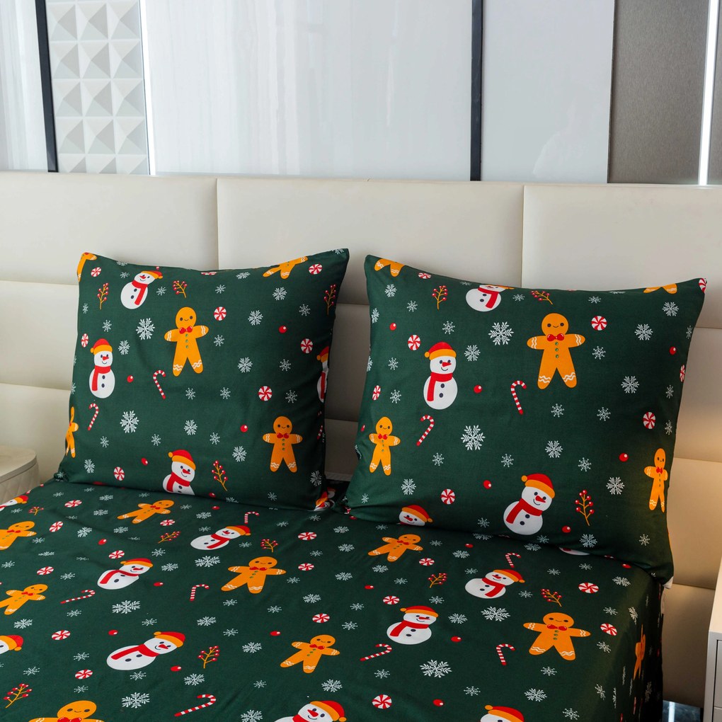 SNOWMAN AND GINGERBREAD mikroszálas ágyneműhuzat zöld Ágyneműhuzat mérete: 70 x 90 cm | 140 x 220 cm
