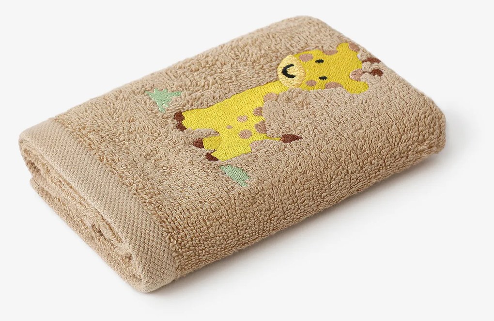 Goldea gyermek frottír törölköző - zsiráf a barna 30 x 50 cm