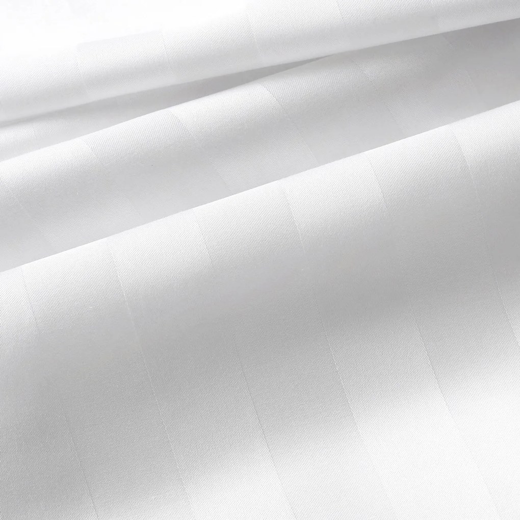 Goldea kör alakú damaszt terítő - fehér csíkos Ø 170 cm