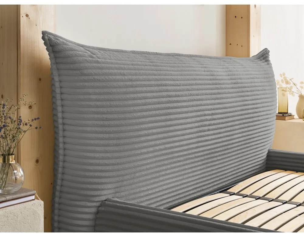 Szürke kárpitozott ágyneműtartós franciaágy ágyráccsal 180x200 cm Jade – Bobochic Paris