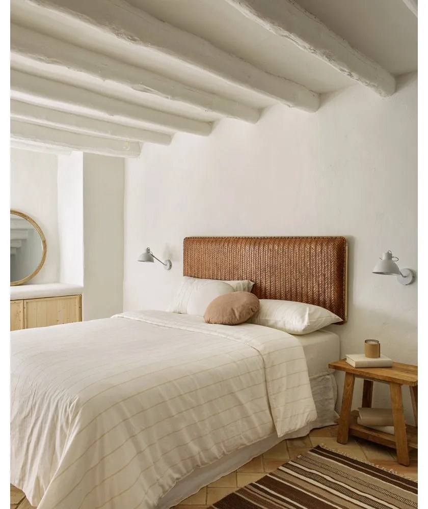 Safara teakfa lábtartó - Kave Home