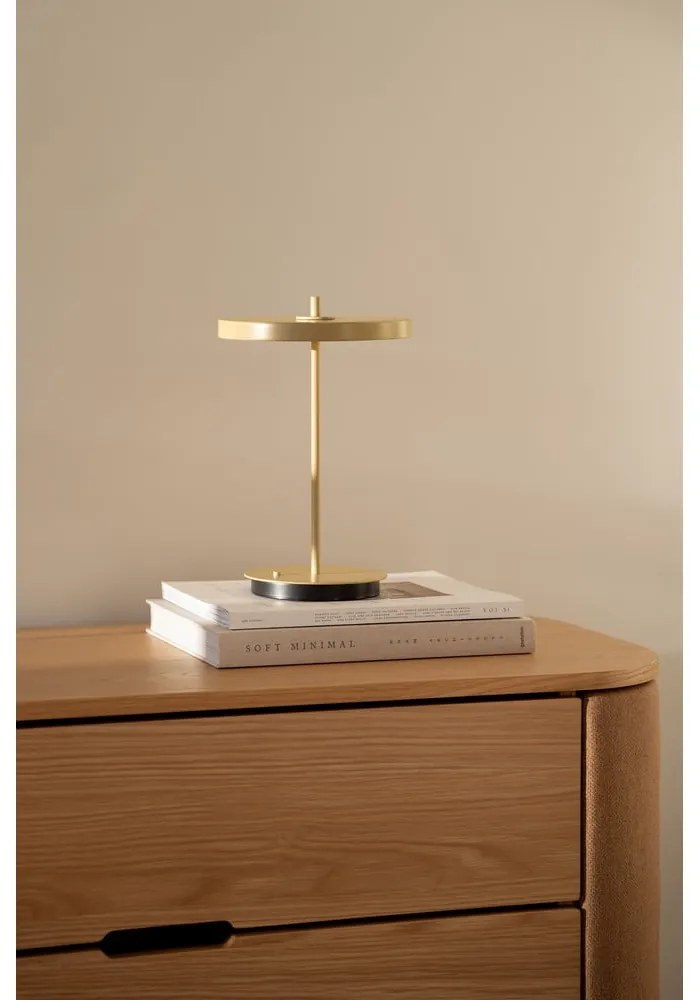 Világossárga fém LED asztali lámpa fém búrával (magasság 31 cm) Asteria Move – UMAGE