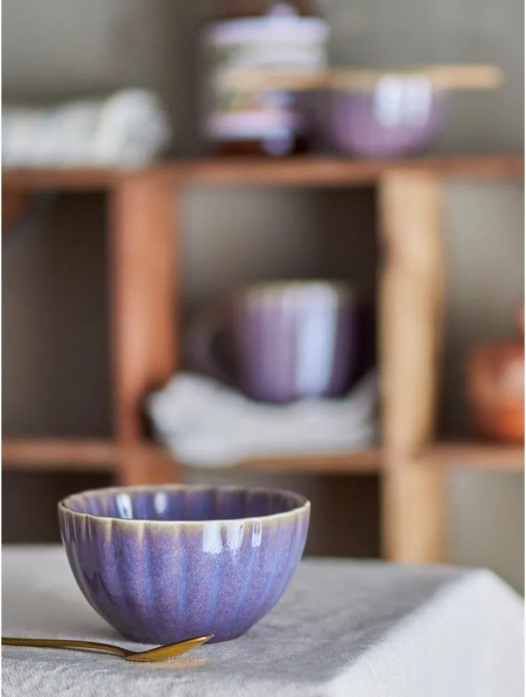 Sötétlila kőedény tálka 400 ml Latina – Bloomingville