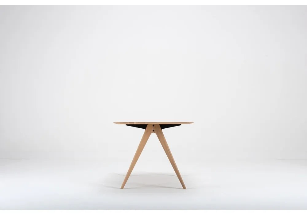 Ava tölgyfa étkezőasztal, 140 x 90 cm - Gazzda