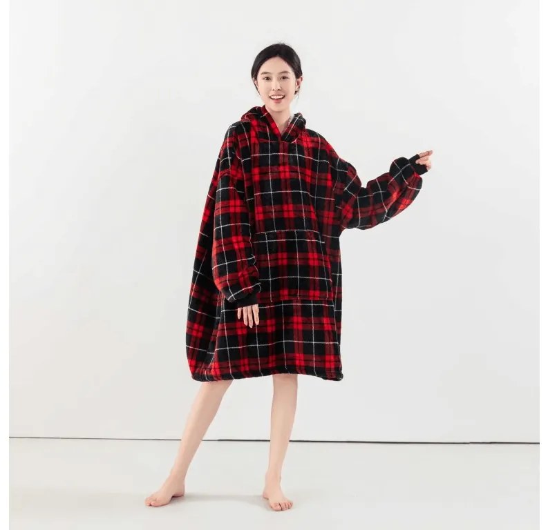 ALBURY piros báránybunda hatású kapucnis, ujjas pléd