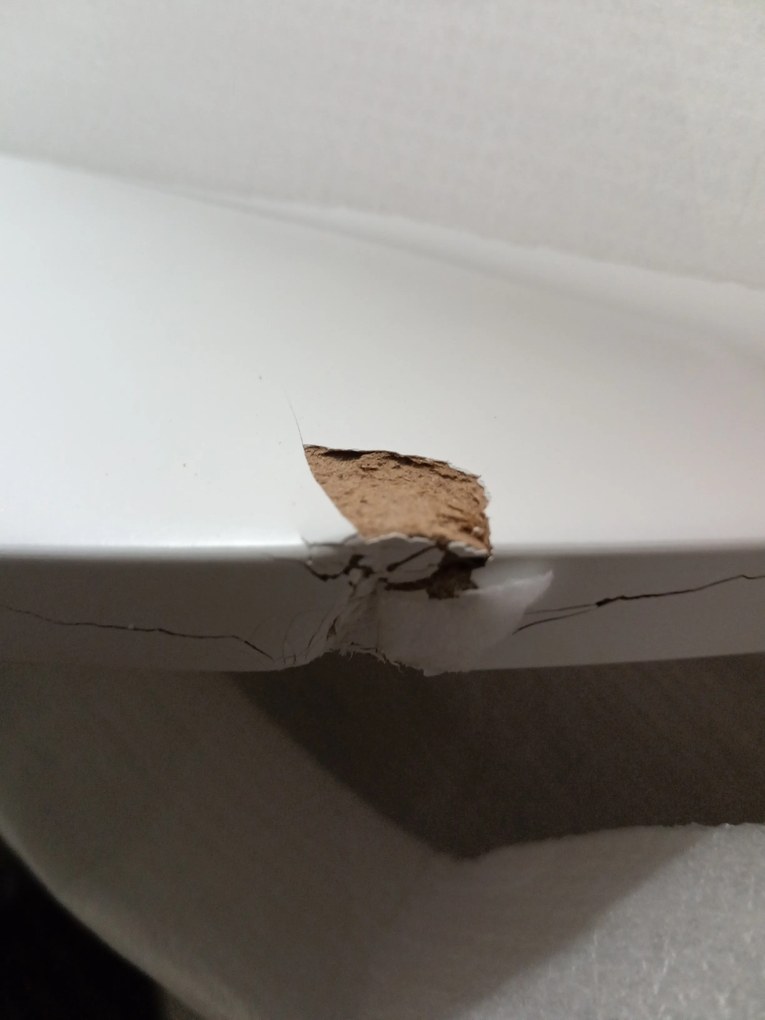 AKCIÓ Fehér kerek étkezőasztal KAMI 80x80 cm II. osztály