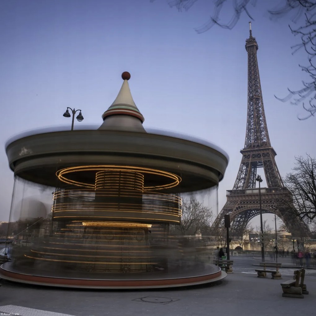 Poszter 30x30cm Körhinta és Eiffel-torony, Assaf Frank