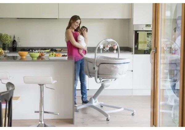 Chicco - 4 az 1-ben BABY HUG babaágy, fehér