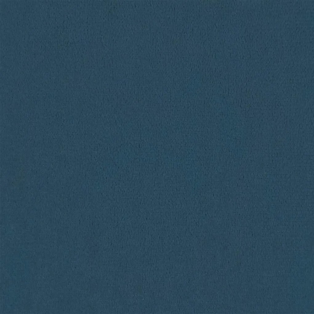 kék bársonyszék falábakkal