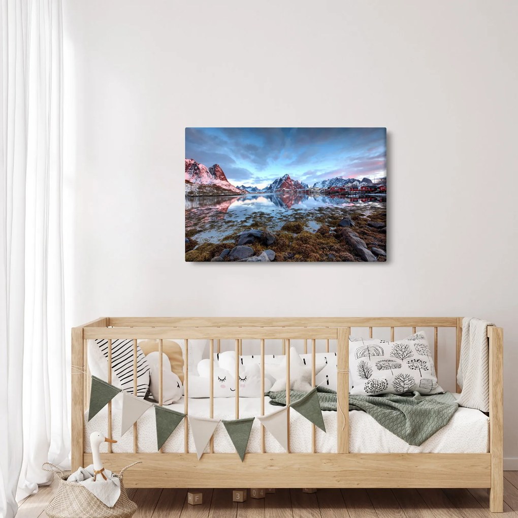 Kép - Napfelkelte Reine felett (90x60 cm)