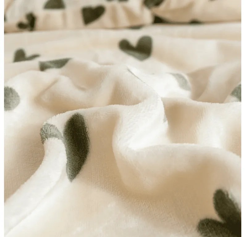 Mikroplüss ágyneműhuzat HEARTINO krém színű Ágyneműhuzat mérete: 2 db 70 x 90 cm | 200 x 220 cm