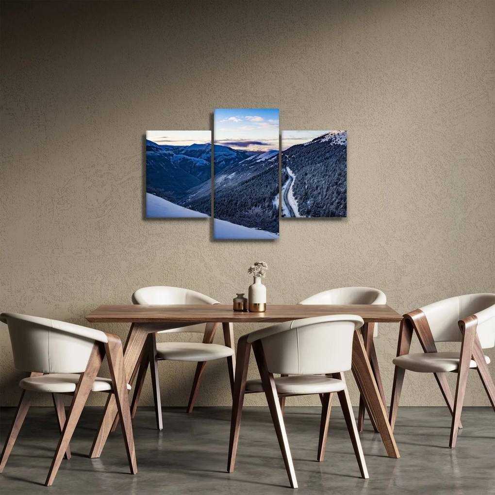 Egy havas lejtő képe (90x60 cm)