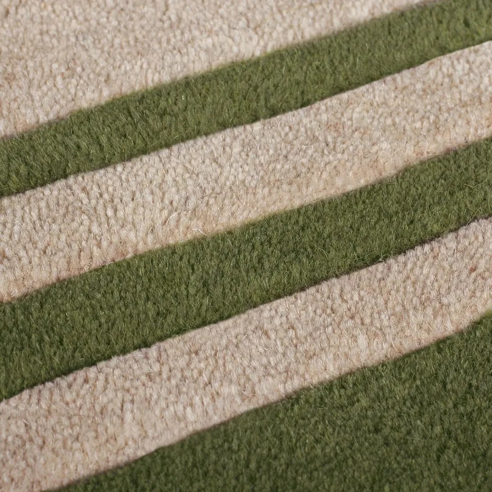 Zöld-natúr színű kézi szövésű gyapjú futószőnyeg 80x230 cm Lois Scallop – Flair Rugs