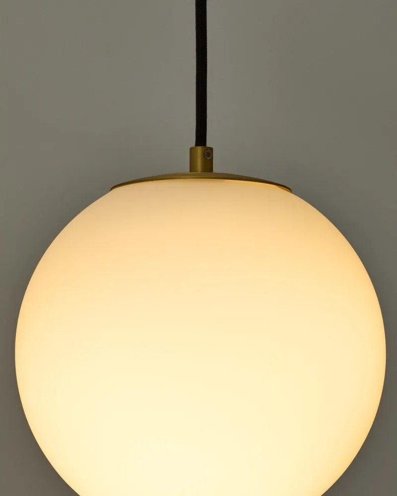 Fehér-aranyszínű függőlámpa üveg búrával ø 10 cm Brisia – Kave Home