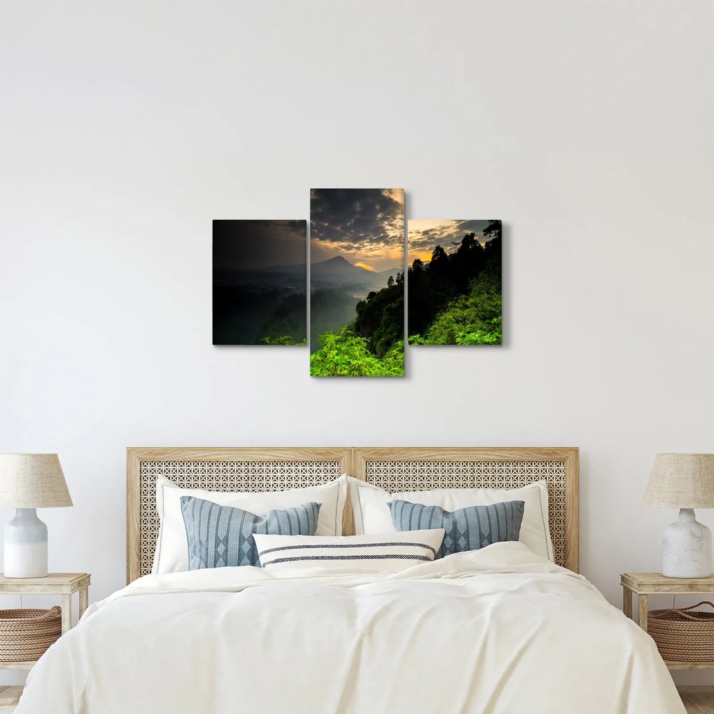 Kép - zöld hegyvidéki táj (90x60 cm)