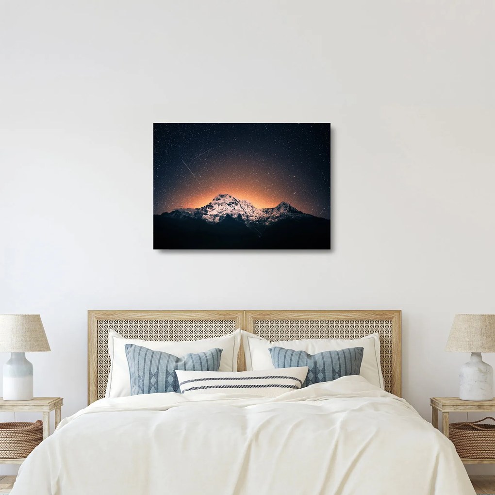 Egy éjszakai égbolt és a hegy képe (üvegen) (70x50 cm)