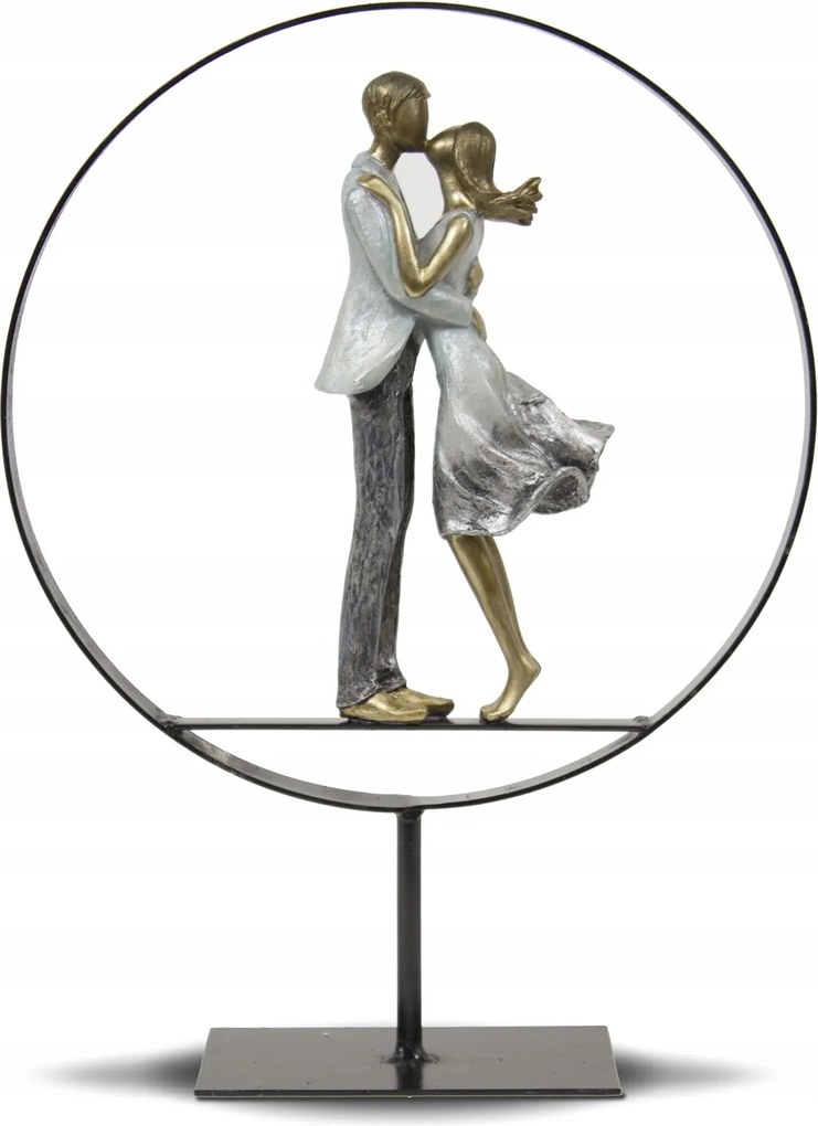 Szerelmes pár figura fiatal ő és ő ajándék