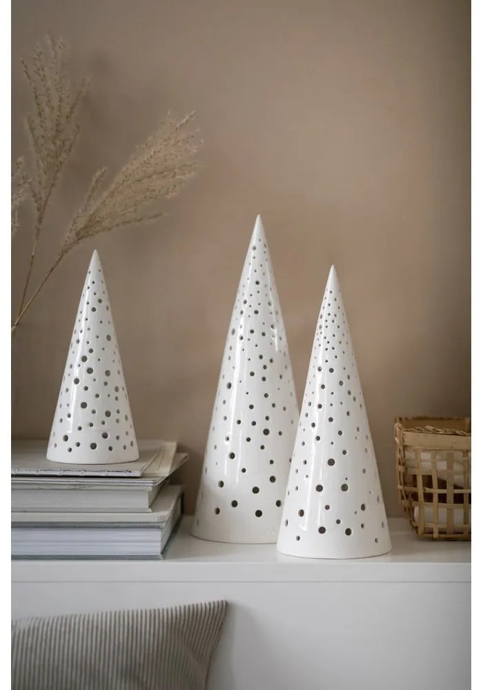 Nobili fehér csontporcelán karácsonyi gyertyatartó, magasság 25,5 cm - Kähler Design