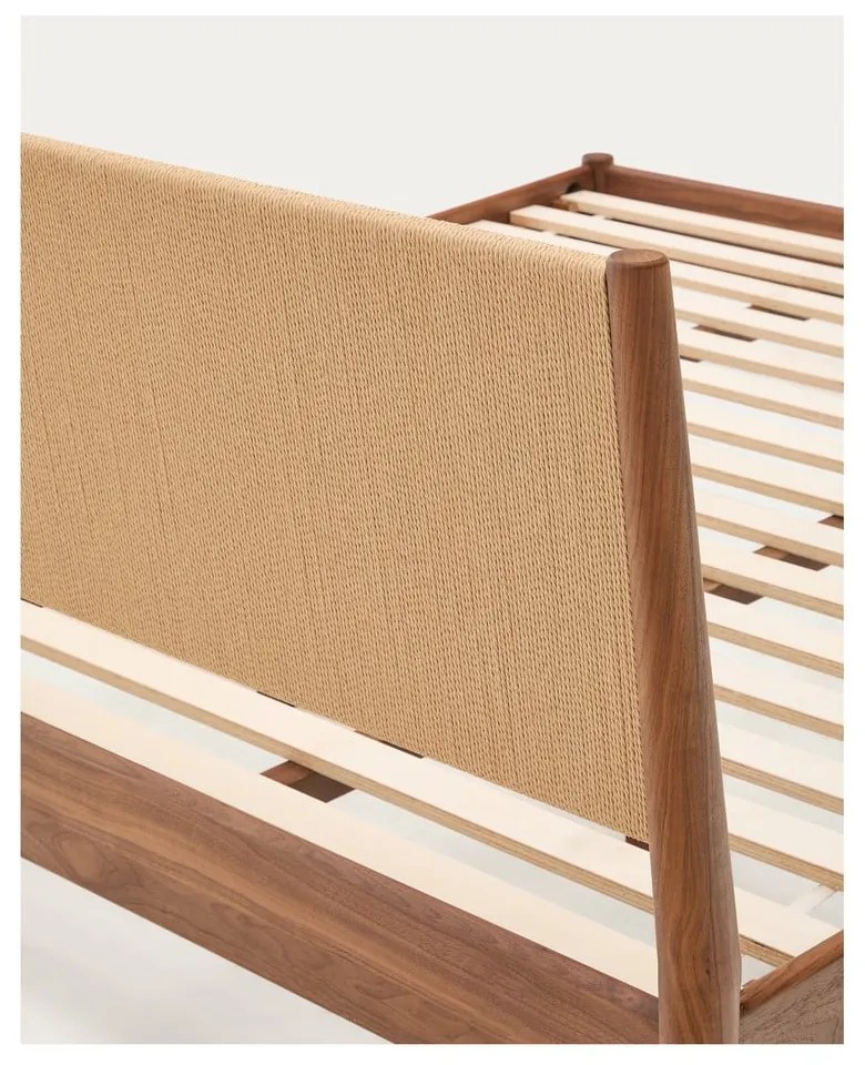 Sötétbarna diófa franciaágy ágyráccsal 180x200 cm Elan – Kave Home