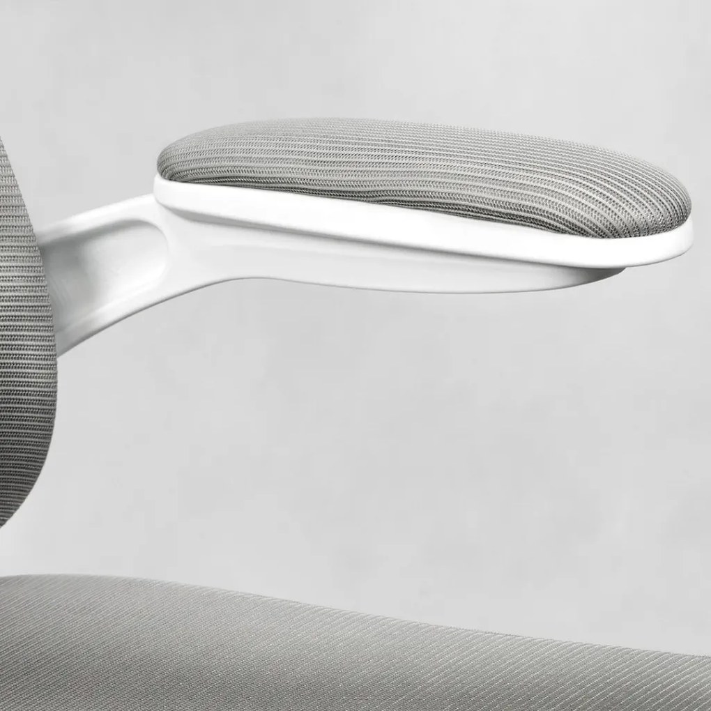 KIÁRUSÍTÁS! Irodai szék / forgószék - LVN System Ergo Lite fehér LV2116