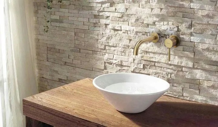Falra szerelhető csaptelep Rea Lungo Gold Matt + BOX