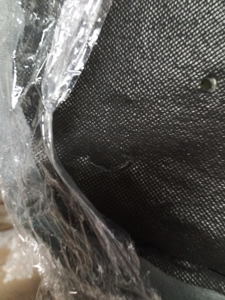 AKCIÓ sötétszürke bársony szék COMO fekete lábakkal II. osztály