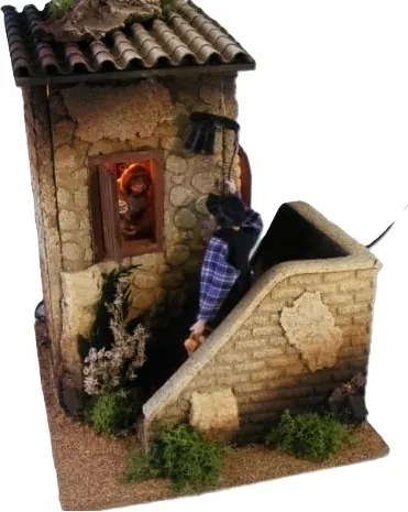 Házikó Mozgatható Betlehem Figurával 'Vendég csenget' 12cm-es figurákhoz