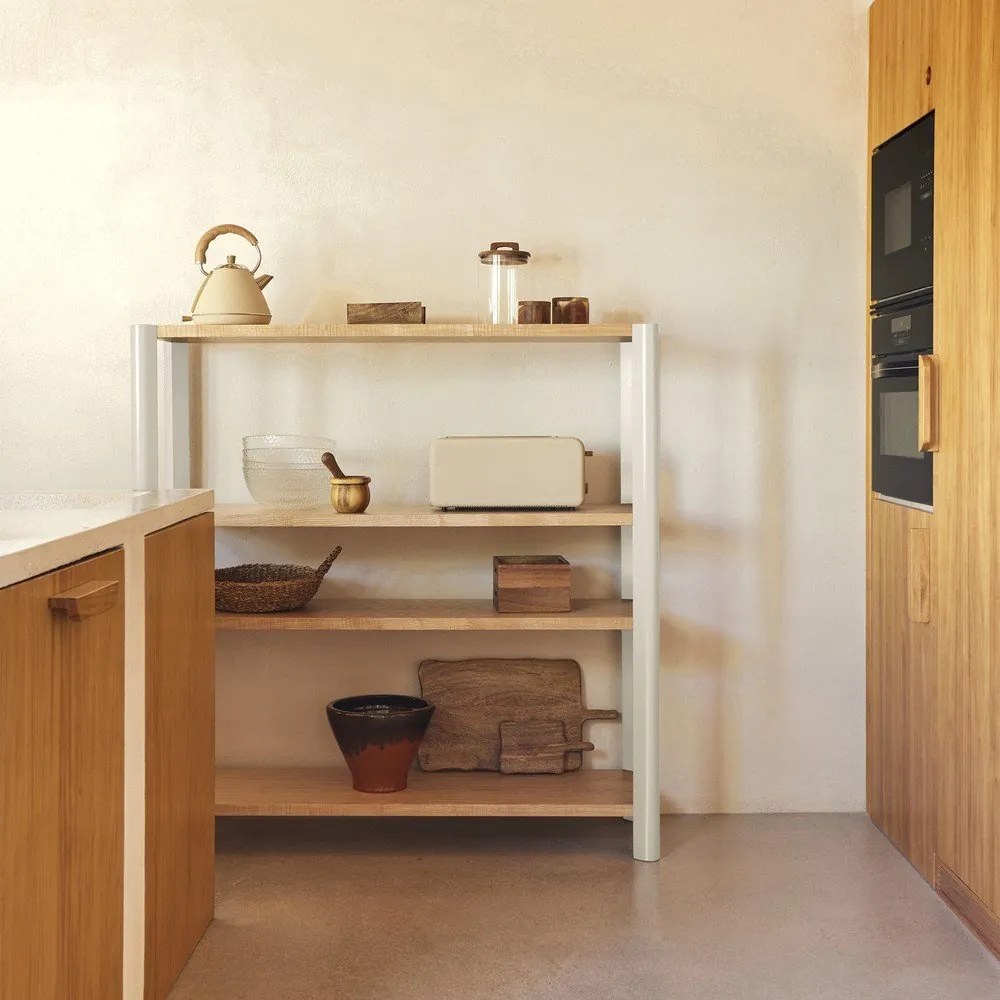 Krémszínű-világos natúr színű polcos állvány tölgyfa dekorral 126x128x43 cm Bona – Teulat