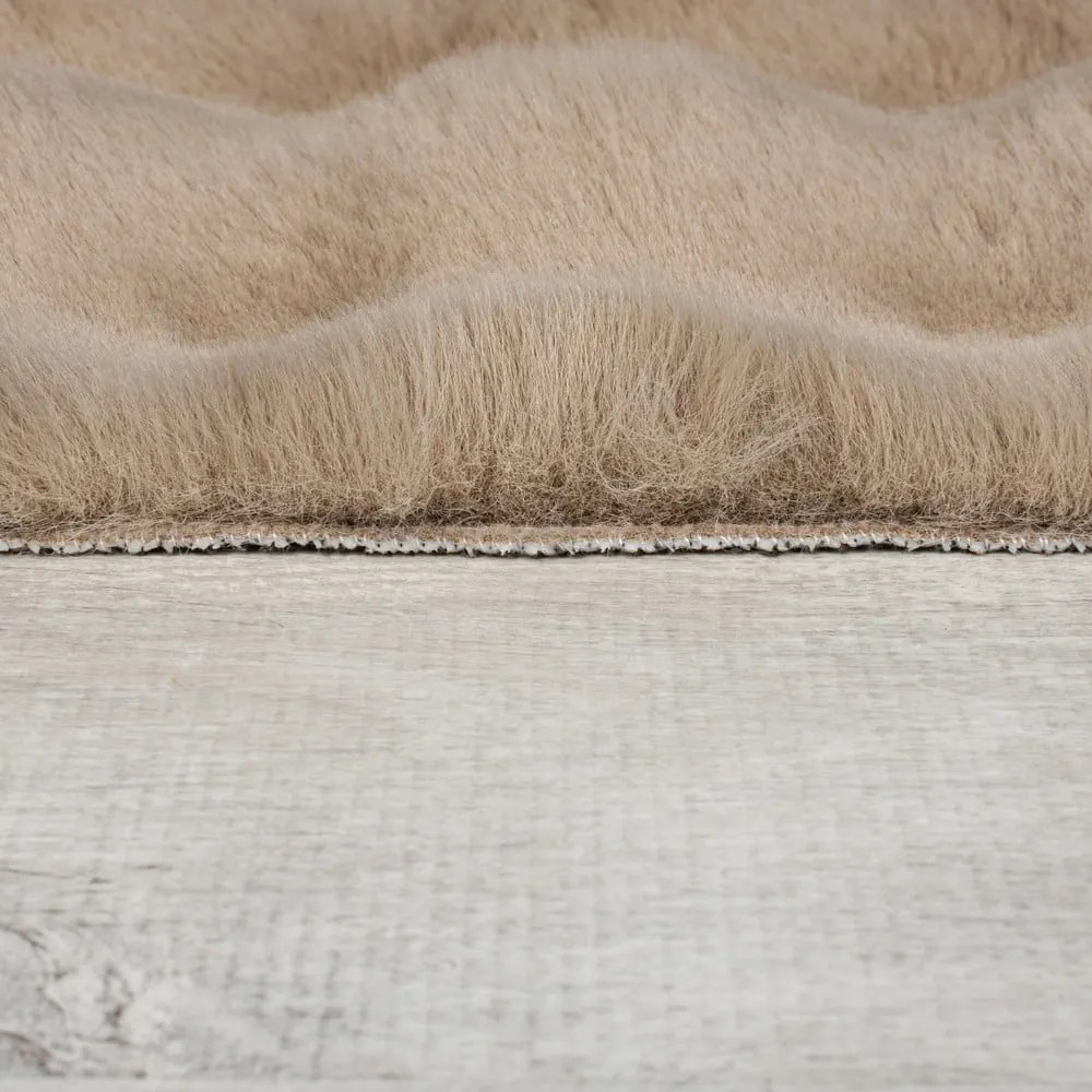 Barna szintetikus szőrme szőnyeg 80x150 cm Waffle Faux Fur – Flair Rugs