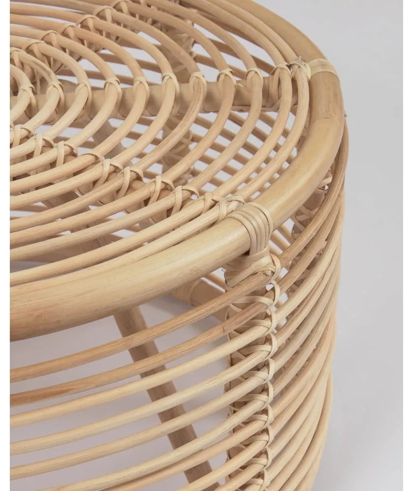 Natúr színű rattan kerek dohányzóasztal ø 66 cm Kohana – Kave Home