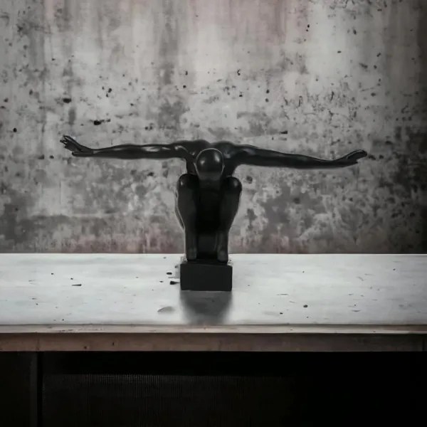 Asztali dekoráció 25x41x20 cm gyanta/fekete