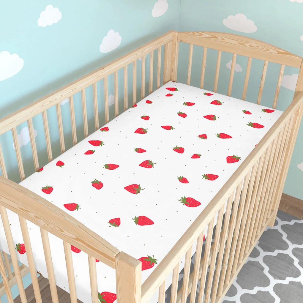 Goldea gyermek gumis pamut lepedő kiságyba - friss szamócák 60 x 120 cm