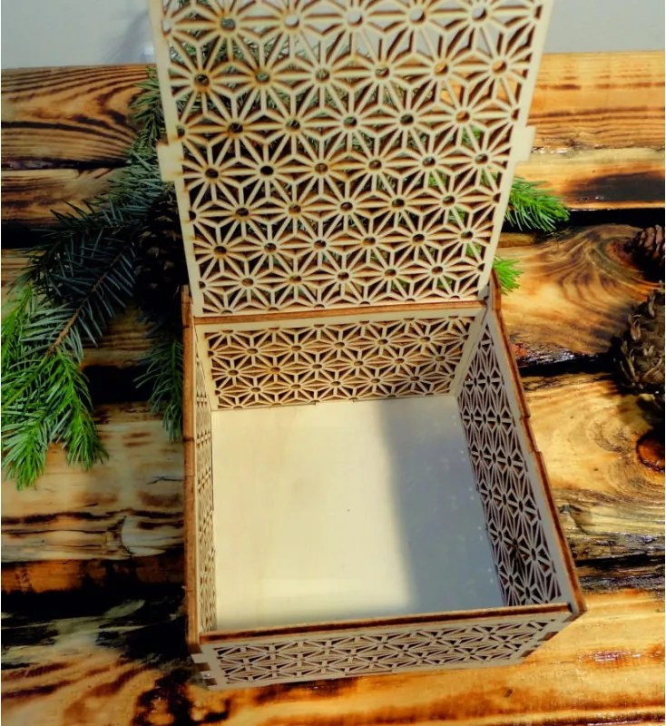 Vintage fadoboz - Könnyű, méret: 12,6x12,6x8,2 cm, hajtva