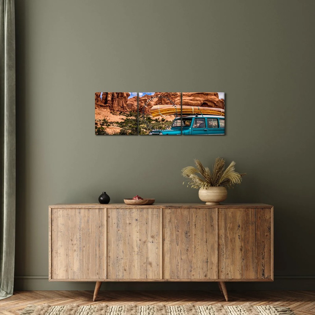 Terepjáró a hegyekben képe (órával) (90x30 cm)