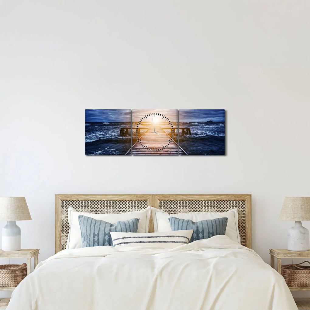 A móló képe nappal (órával) (90x30 cm)