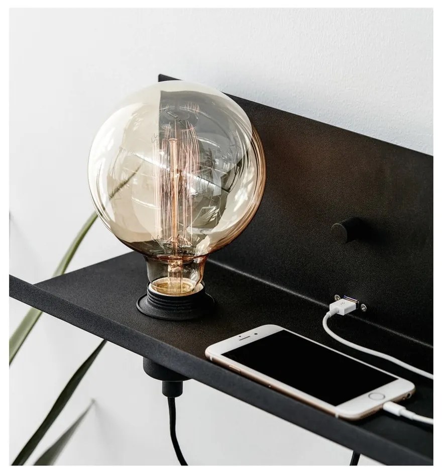 Multi fekete fali lámpa USB töltőállomással - Markslöjd