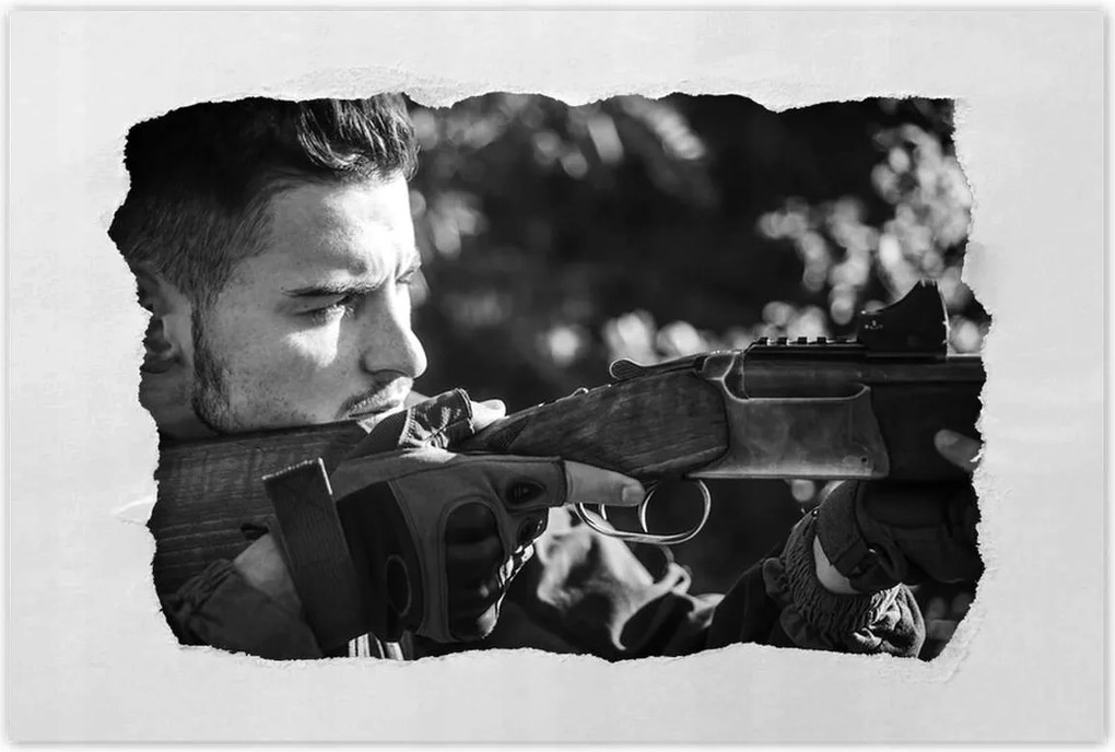 Poszterek 90x60 Vadász portré erdő